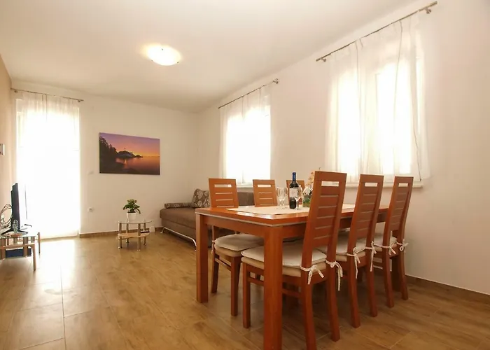 Apartments Marko 1670