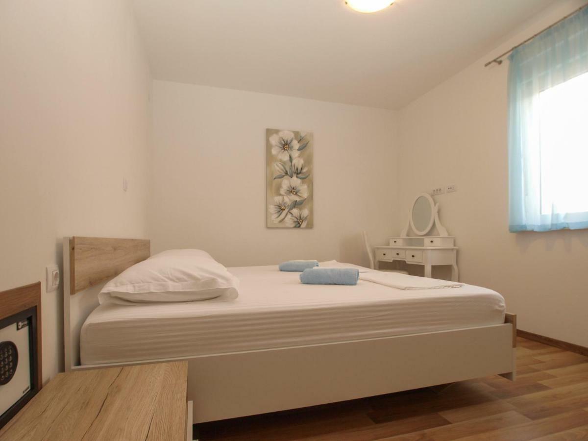 Marko 1670 Apartament *