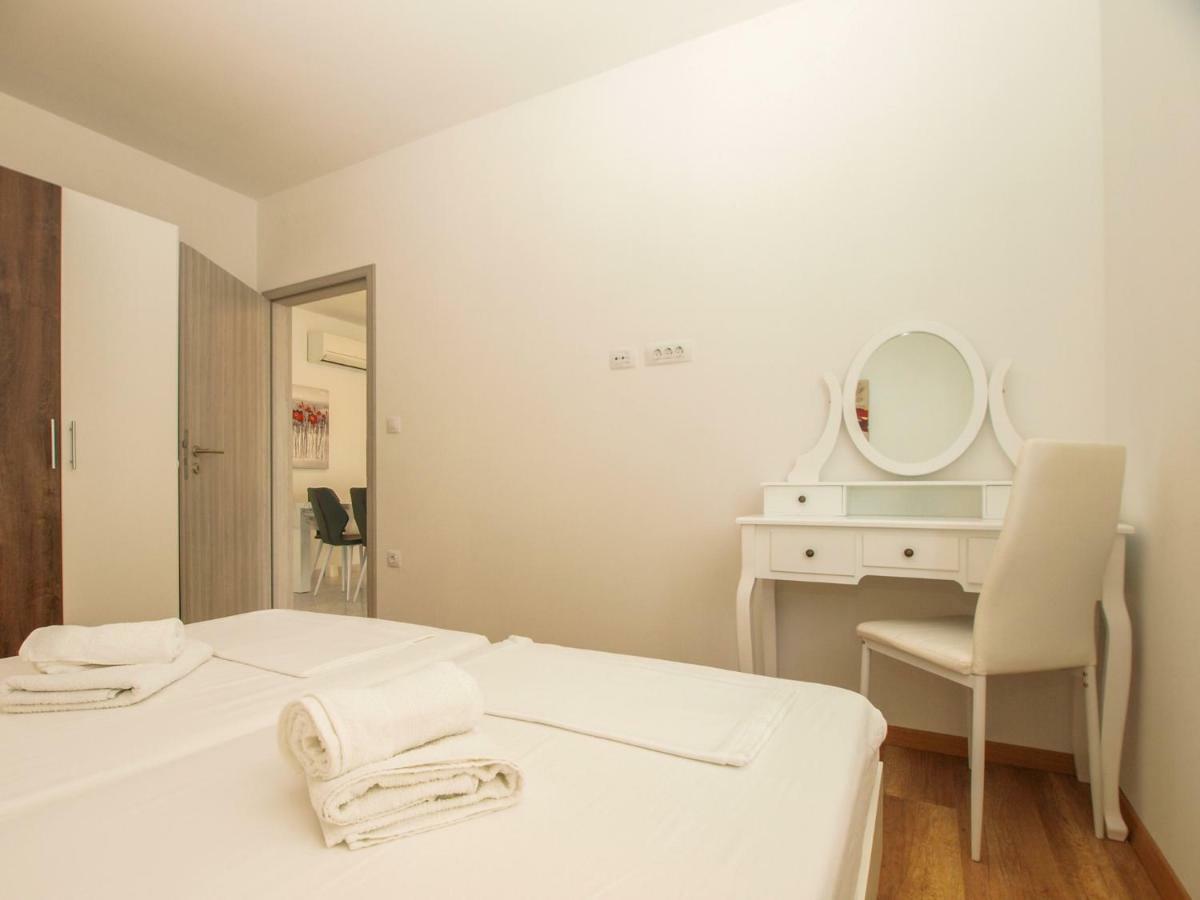 4 Stars Apartments-pikula * Fazana